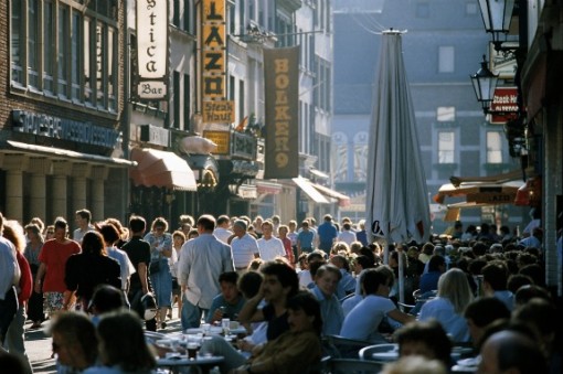 Bolkerstrasse the longest bar dusseldorf