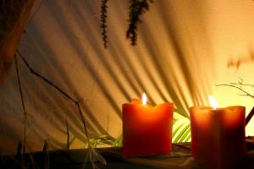 candles in spa treatment room