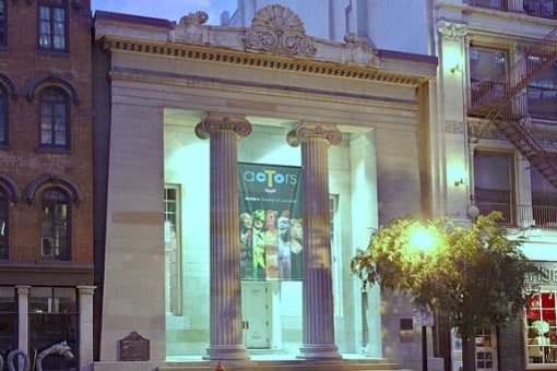 Actors Theatre of Louisville-Bank-Building_photo by Clark Capps