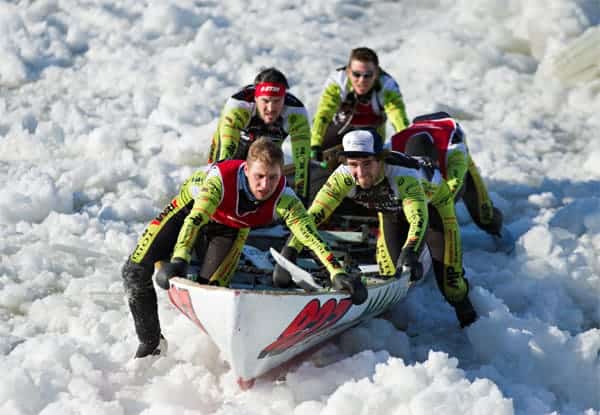 Quebec carnival canoe race