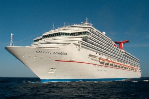 Sailing on Carnival Conquest